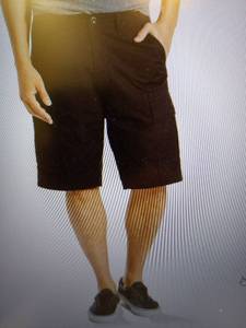 lot 2153 image: Essentials Mens Classic-Fit Cargo Short - Retail $35