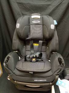 lot 1101 image: Graco 4Ever Extend2Fit DLX Convertible Car Seat - Retail $150