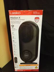 lot 1095 image: Lasko Motion X Whole Room Console Heater with Digital Display - Retail $80