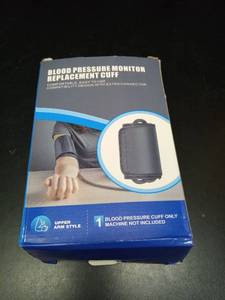 lot 1193 image: Blood Pressure Monitor Replacement Cuff Upper Arm Style - Retail $15