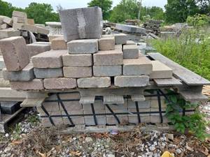 lot 24935 image: Pallet of Concrete Bricks in Various Sizes