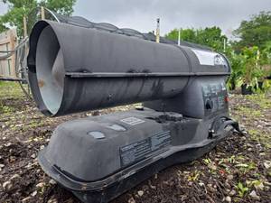 lot 24961 image: MH185KTR Kerosene Forced Air Heater 185000 BTU