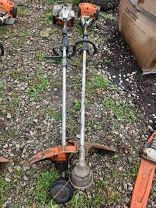 lot 24968 image: STIHL String Trimmer Weed Eater Gas Powered - Set of 2