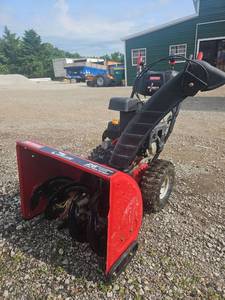 lot 24004 image: Craftsman Two-Stage Snow Blower with Electric Start