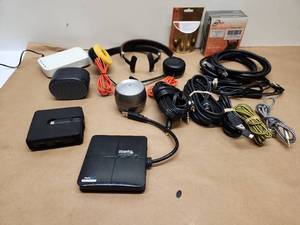 lot 20 image: Mixed Electronics Lot - Computer Accessories and Audio Equipment Bundle