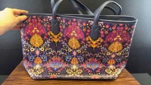 lot 5379 image: Floral Print Tote Bag with Leather Handles