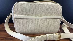 lot 5384 image: Katie Loxton Cream Quilted Crossbody Bag