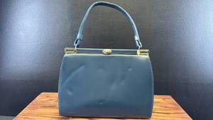 lot 5391 image: Vintage Navy Blue Patent Leather Top Handle Handbag