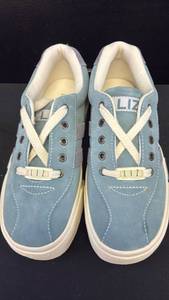 lot 5409 image: Liz Claiborne Kirby Suede Sneakers Size 7M