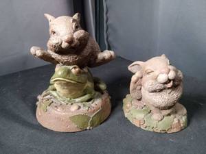 lot 40937 image: Wildlife Animal Figurines Set with Rabbit and Frog