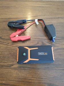 lot 2194 image: TACKLIFE T8 Portable Car Jump Starter Power Bank No Charger
