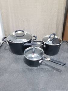 lot 3763 image: KitchenAid Black Non-Stick Cookware Set with Glass Lids