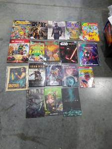 lot 3771 image: Mixed Comic Books and Graphic Novel Collection Lot