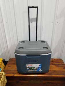 lot 3781 image: Coleman Xtreme 50 Quart Wheeled Cooler with Telescoping Handle