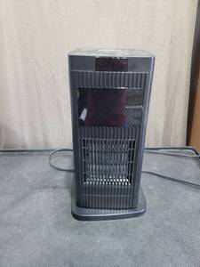 lot 3792 image: KNKA Electric PTC Space Heater Tower 1500W