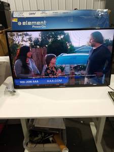 Element ELEFW3916 39" 720p 60Hz LED HDTV