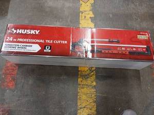lot 7826 image: Husky 24-inch Professional Tile Cutter - Retail $89