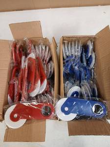 lot 24669 image: Plastic Pizza Cutters Bulk