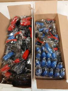 lot 24670 image: Clip On Sunglass Holders for Sun Visor Bulk