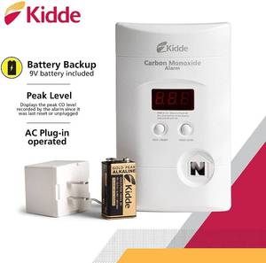 lot 28761 image: Kidde Carbon Monoxide Detector, Plug In Wall with 9-Volt Battery Backup, Digital LED Display - 1 Pack - Retail $151