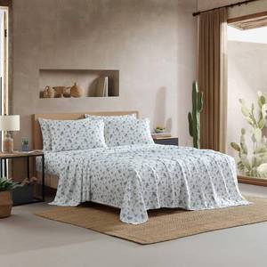 lot 23232 image: Wrangler King Size Sheet Set, Soft Microfiber Bedding with Breathable & Cooling Comfort, Deep Pocket Fitted Sheet with Matching Pillowcases, Americana Decor (Cowboy Rodeo Green) - Retail $38
