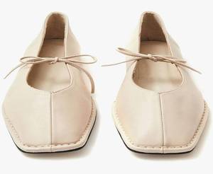 lot 46351 image: Flats for Women Square Toe Slip On Mary Jane Flats Soft Dressy Retro Ballet Flats Classic Solid Ankle Strap Ballet Flats Shoes for Women Classic Mary Jane Ballet Dance Shoes. SIZE 9. - Retail $36