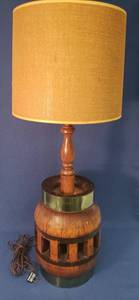 lot 86 image: Antique Wood Wagon Wheel Hub Lamp with Brass Bands & Burlap Shade - 30.75in T