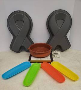lot 144 image: Vintage Electric Tabletop Warmer, Set of 4 Corn Cob Trays, Glazed Terra Cotta Queso Bowl 8in W, and 2 Bakers Secret Commemorative Ribbon Cake Pans 16in L x 10in W