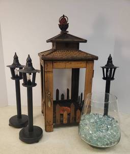 lot 167 image: Vintage Bamboo Patio Candle Lantern 9in x 9in x 20in T, Large Glass Hurricane Vase with Glass Deco Vase Filler Beads, and 3 Black Metal Battery Operated PatioTable Lanterns