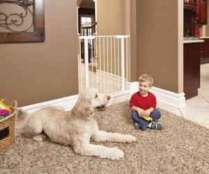 lot 6056 image: $92 Mid-West Metal Products Tension-Mount Expandable White Pet Gate