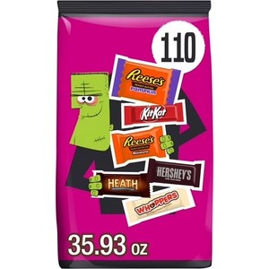 lot 6115 image: Hershey Assorted Flavored Halloween Candy, Bulk 35.93 oz, 110pc