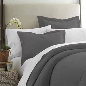 lot 1584 image: Performance 2-Piece Gray Standard Pillow Sham Set
