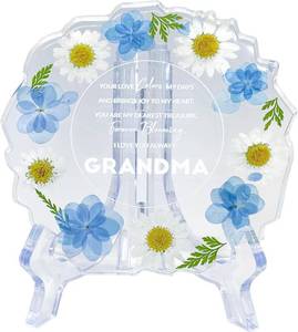 lot 9831 image: Gift for Grandma Resin Floral Keepsake Plate Decor with Pressed Real Flowers (Blue & White)  Grandma Birthday Gifts, Unique Handmade Keepsake for Women