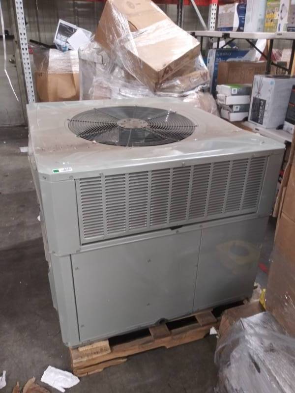 lot 5795 image: Trane Heat Pump