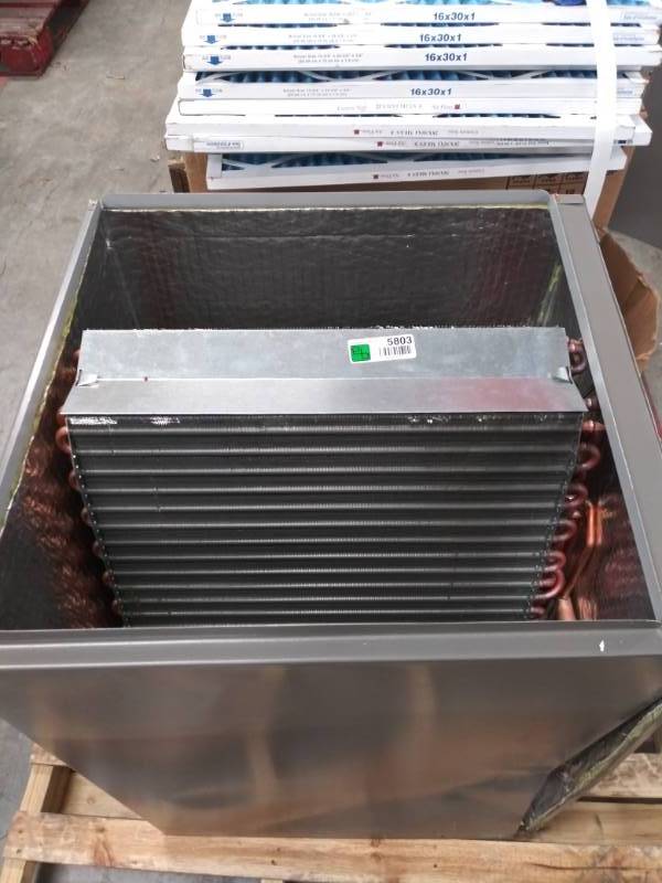 lot 5803 image: Lennox CX38-62C-6F, Upflow, Indoor Coil, 5 Ton, Cased, TXV, 21 Width.