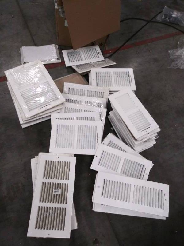 lot 5811 image: Various Sizes Of Vent Covers