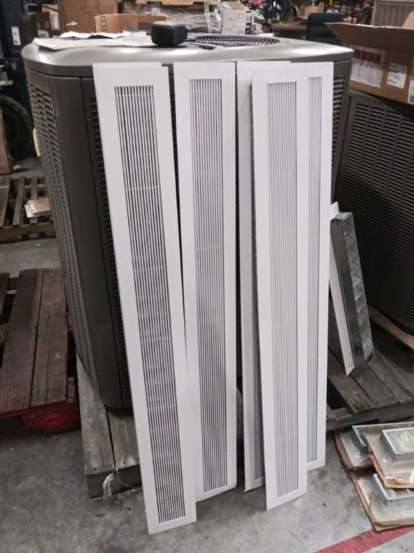 lot 5819 image: Various Sizes Of Vent Covers