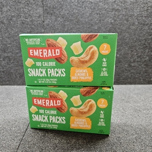 lot 586 image: Lot of 2, Emerald Nuts Cashews and Almonds with Dried Pineapple 7 Ct (1-Pack), 100-Calorie Individual Packs of Mixed Nut Blend and Dried Fruit Jan 20, 2026