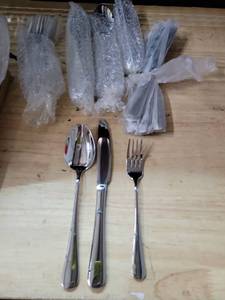 lot 19460 image: Silverware Set