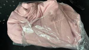 lot 9503 image: Pink blanket