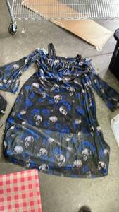 lot 10141 image: Rosegal Plus Size Womens 2XL Dress with Skull Blue Rose Print