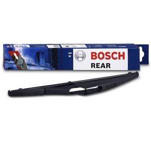 lot 2295 image: Bosch Wiper Blade 9 Inch - H240