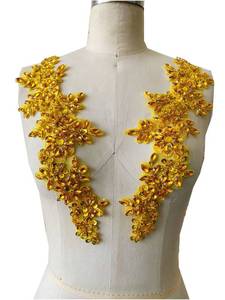 lot 20286 image: Zbroh Handmade redWhiteGreenBlue Rhinestones Applique Sewing Beads Stones Trim lace Patches Accessory for Dress Clothes one Pair (Gold)