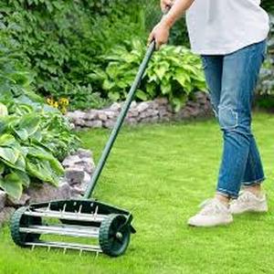 lot 11428 image: Myrvok Manual Lawn Aerator Tool SCARIFIER 01