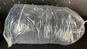 lot 9579 image: Blue Blanket