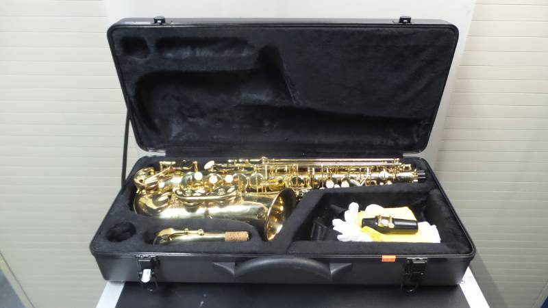 lot 1001 image: Alllora Saxophone With Hard Case