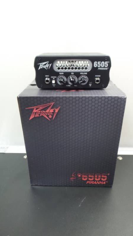 lot 1003 image: Peavey 6505 Piranha Amp Head