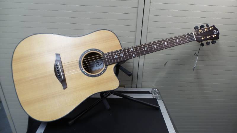 lot 1035 image: Hohner AS355 CE NS Acoustic Guitar