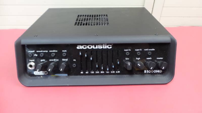 lot 1055 image: Acoustic B1000HD Class D Amp Head