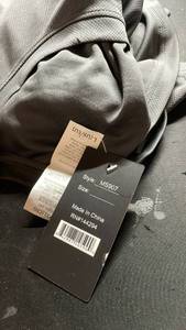 lot 12255 image: Performance Sports Gray Athletic Long Sleeve with Tags